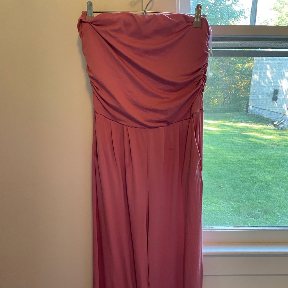 One piece strapless jumper